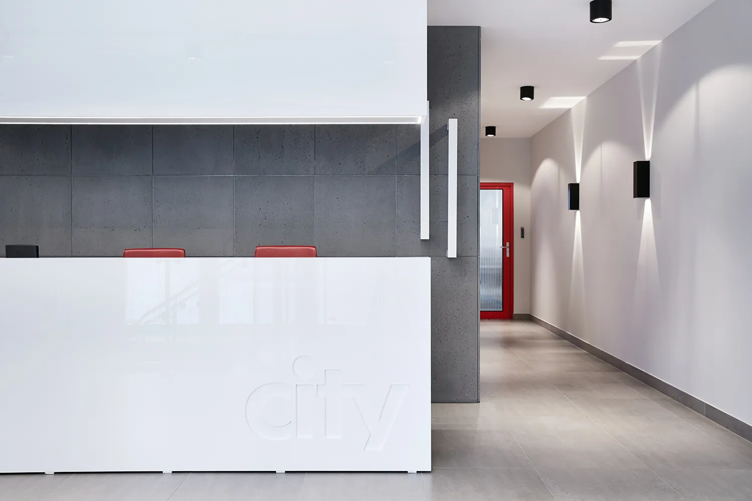 Płyty betonowe concreAte pure — biuro Kraków