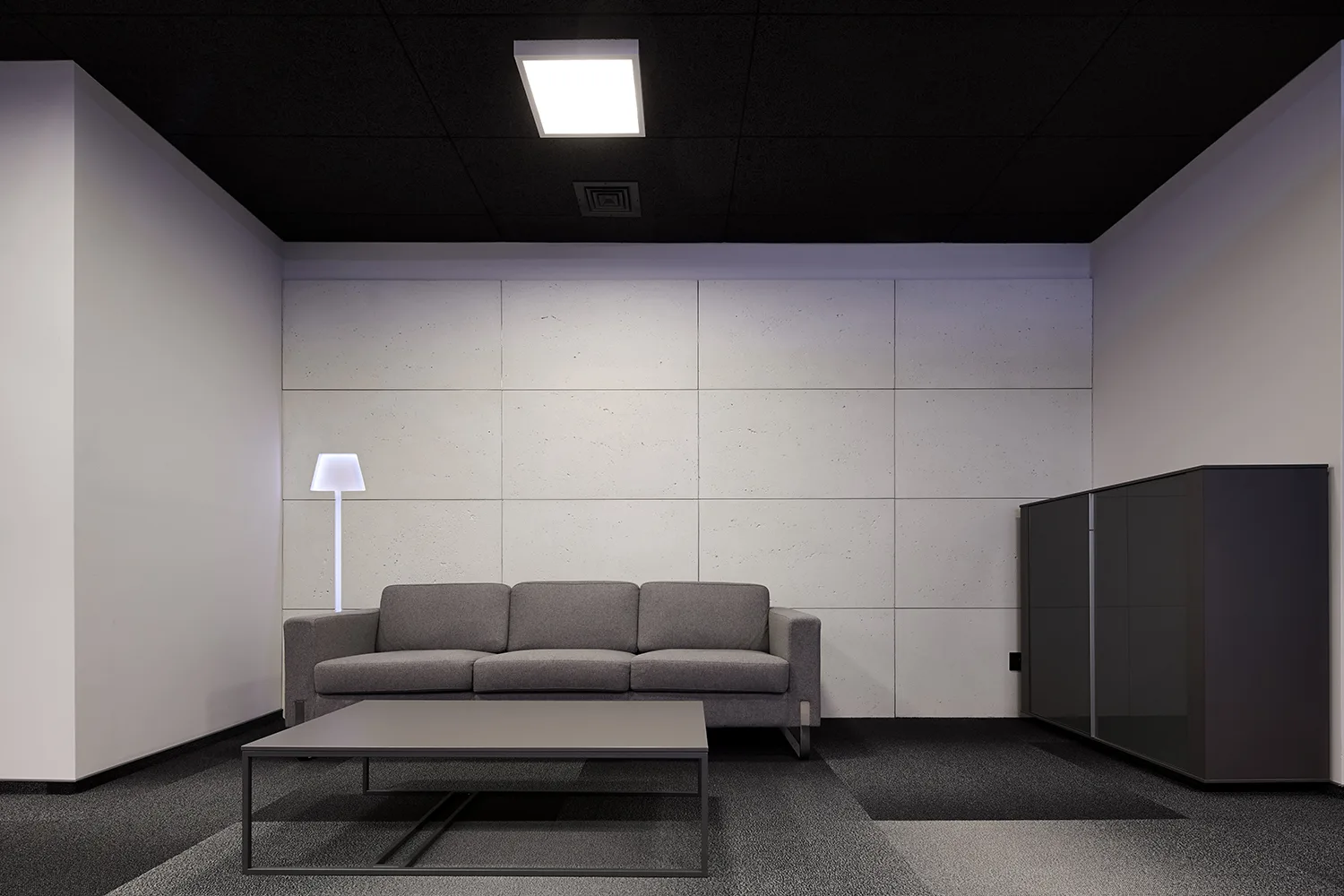 Beton dekoracyjny ConcreAte — realizacja Biuro CITY / Kraków