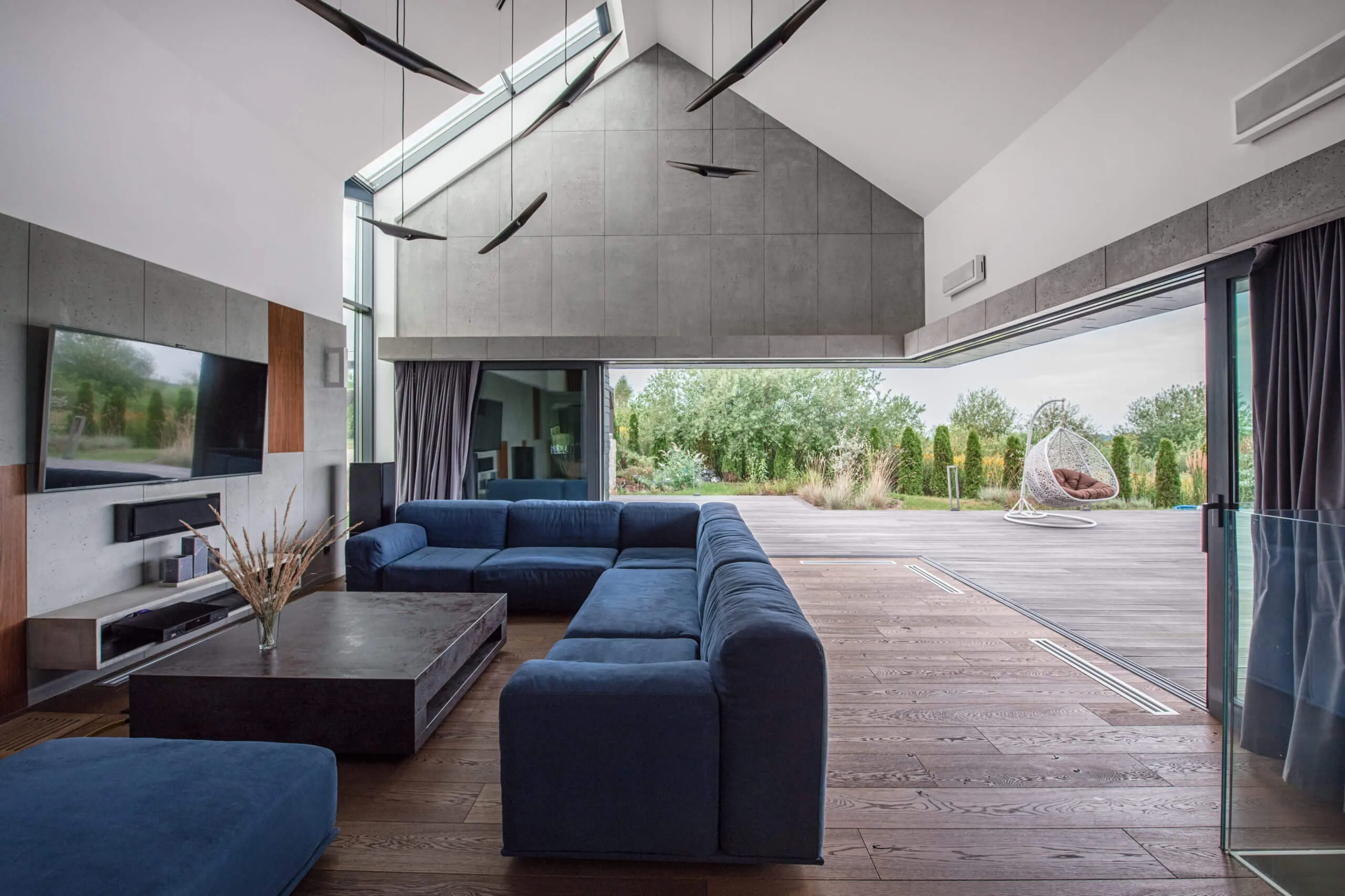 Dom Prywatny /Wieliczka — beton architektoniczny ConcreAte