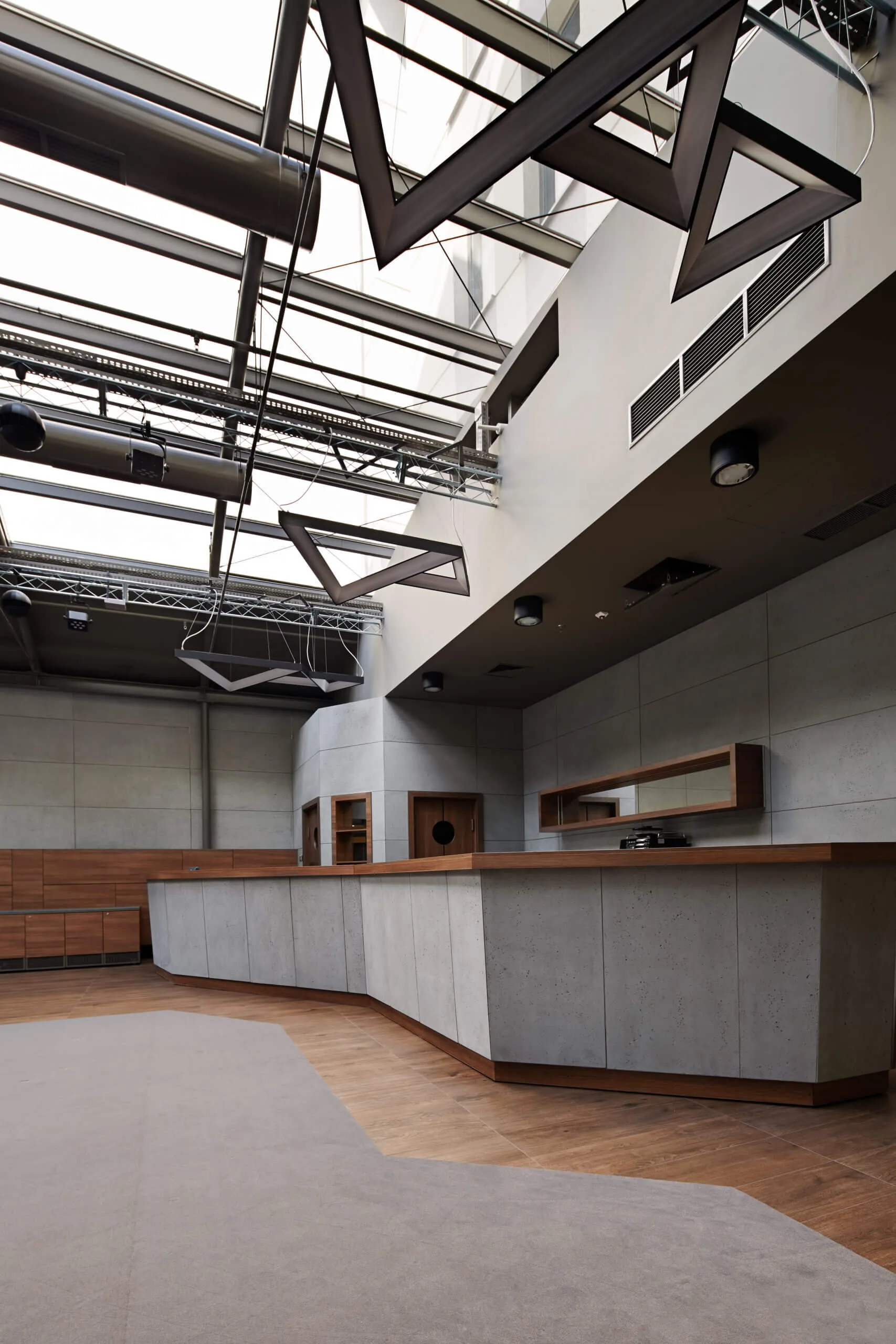 Holiday Inn / Kraków — beton architektoniczny ConcreAte