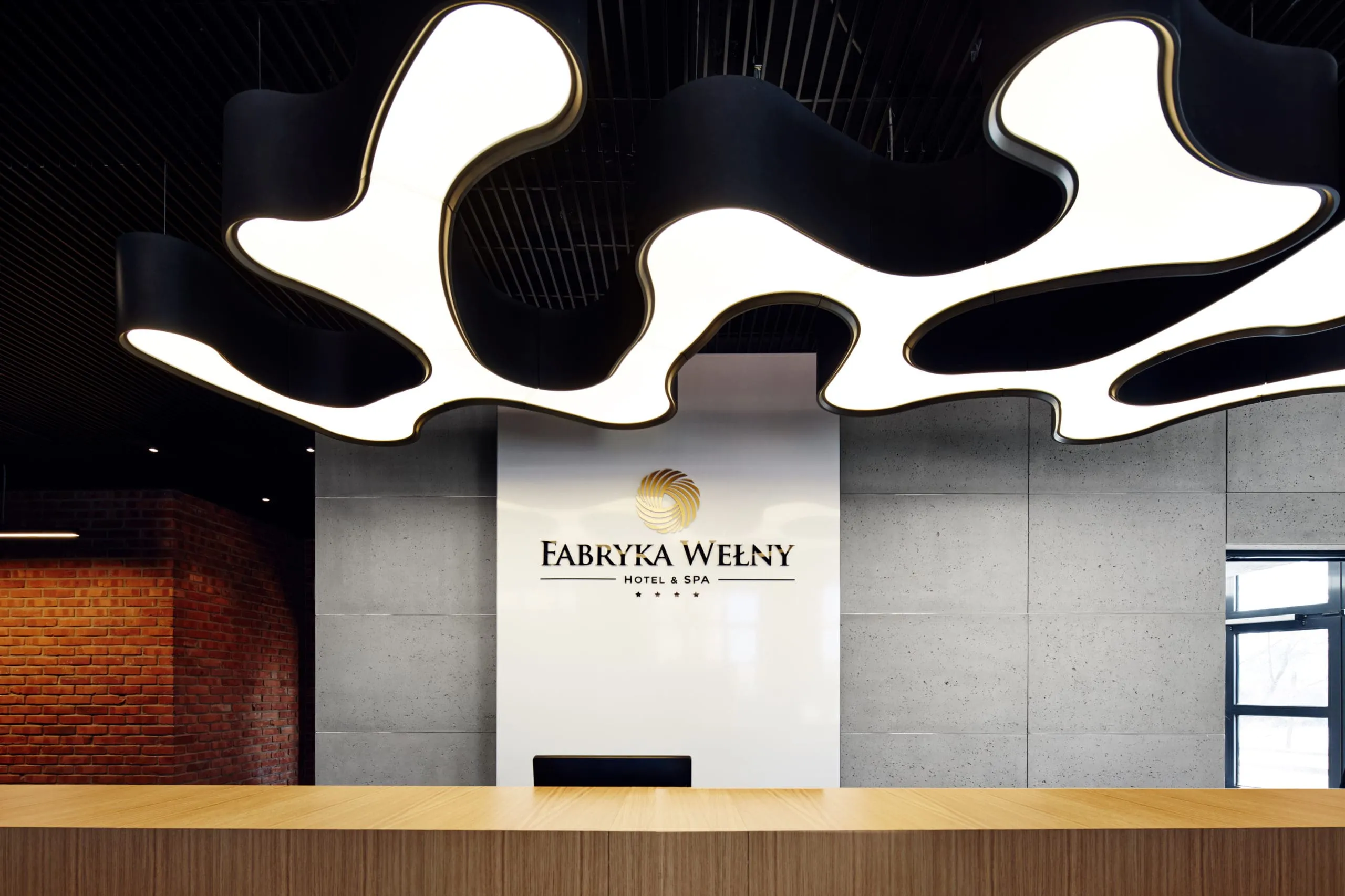 Płyty betonowe concreAte common — elewacja Pabianice