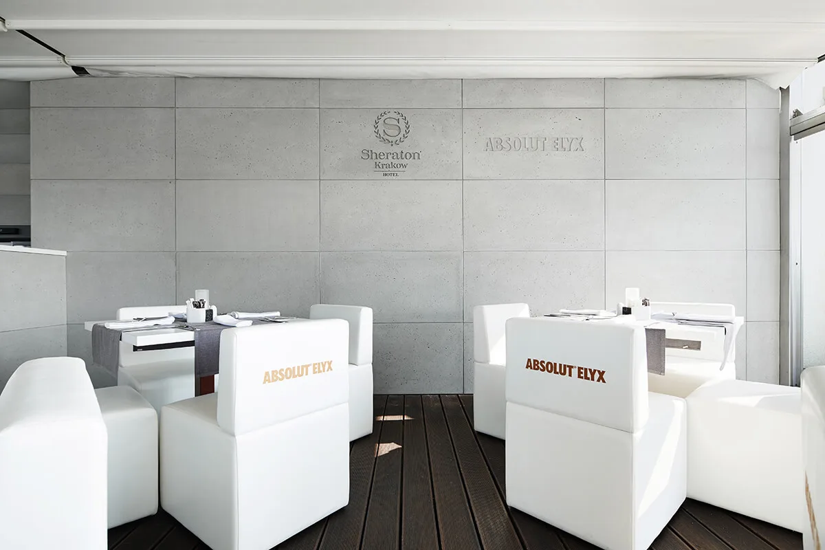 Płyty betonowe concreAte common — hotel Kraków