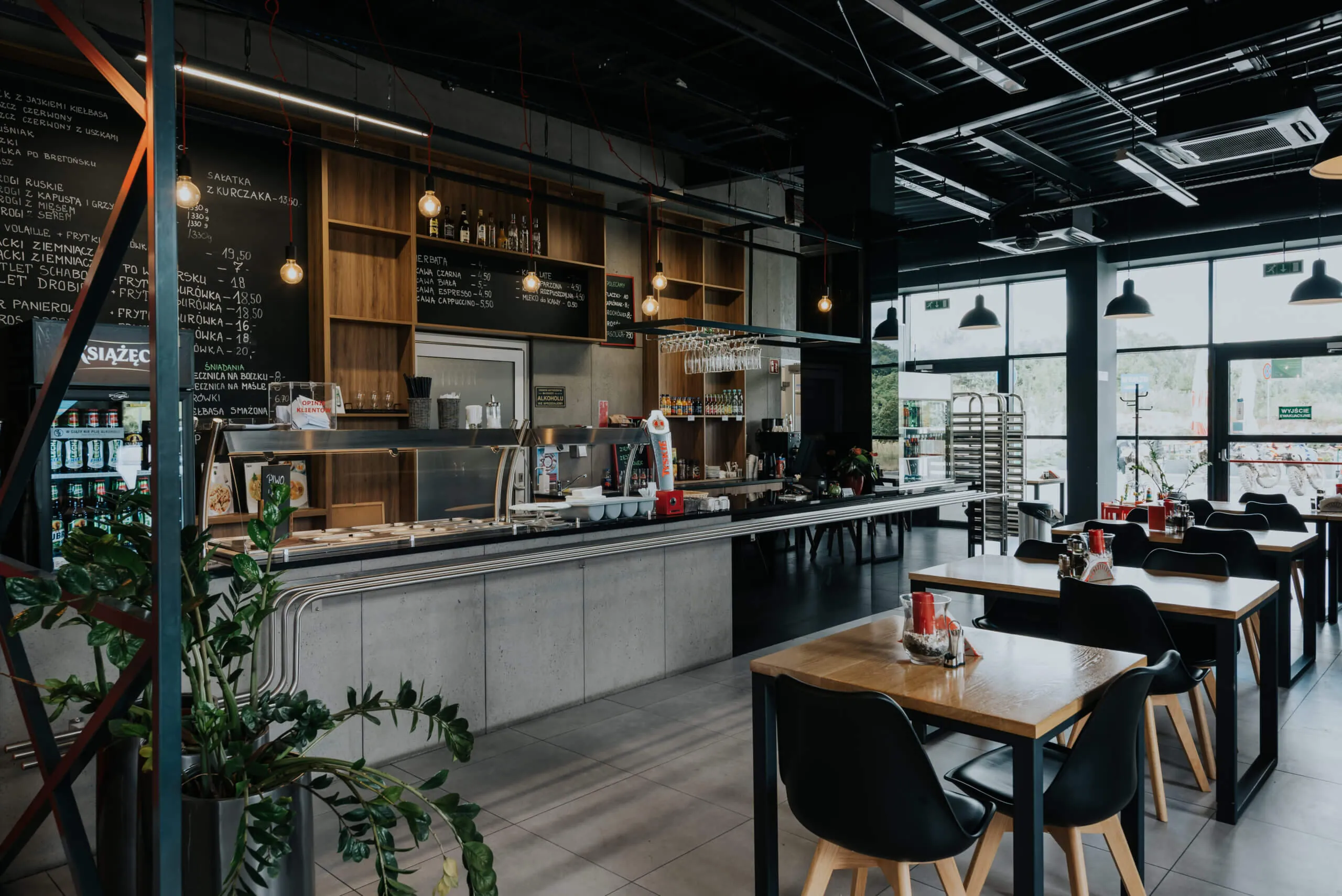 Płyty betonowe concreAte common — przestrzenie komercyjne Barwinek